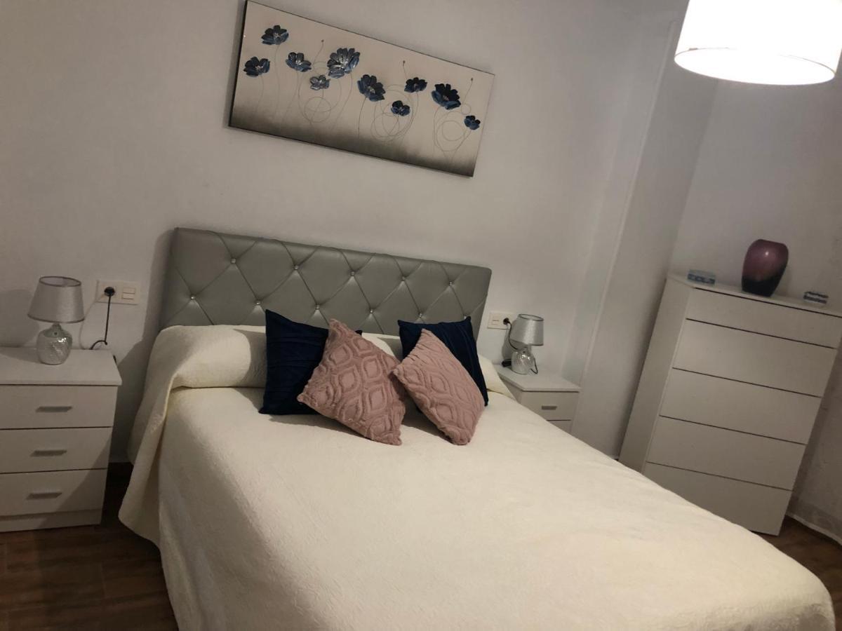 Carla24, Avenida Principal Apartment Aguilas Bagian luar foto